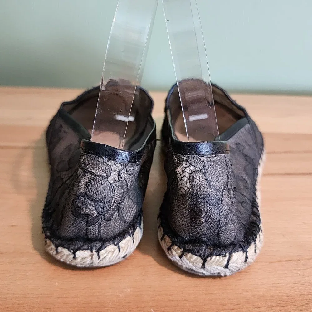 Valentino Garavani Black Lace Espadrille Loafers Flats Lighweight Designer sz 37